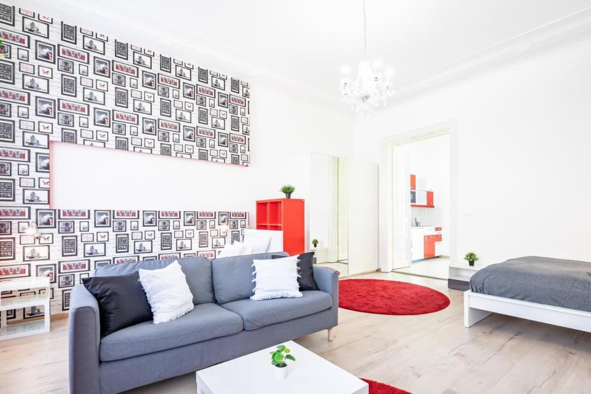 Bright & Large Apartment At Top Location Budapešť Exteriér fotografie