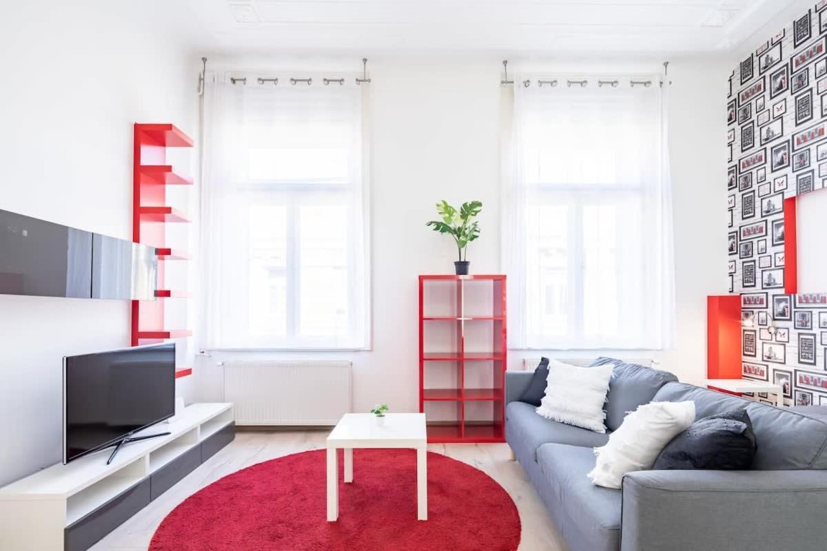 Bright & Large Apartment At Top Location Budapešť Exteriér fotografie